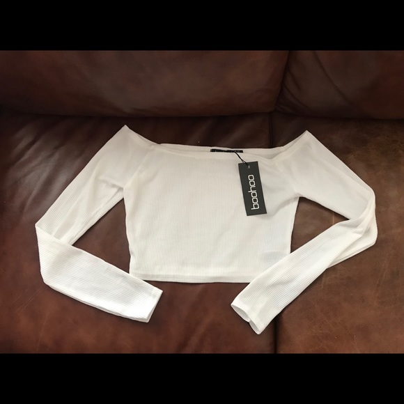 Boohoo Tops - NWT Ribbed White long sleeve crop top